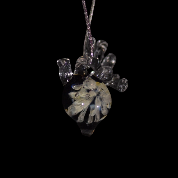 pendentif coeur de pistil